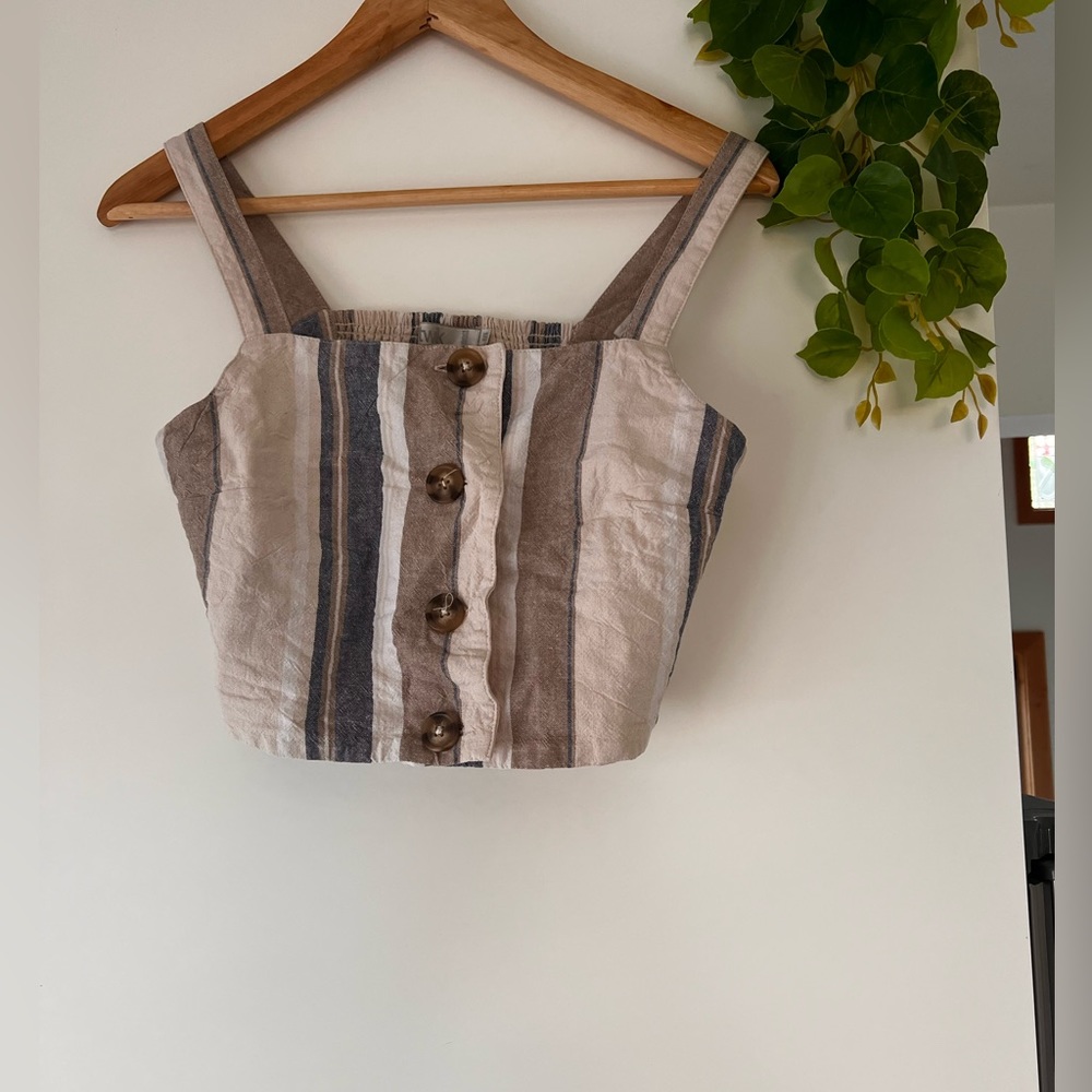 Cropped button up linen tank